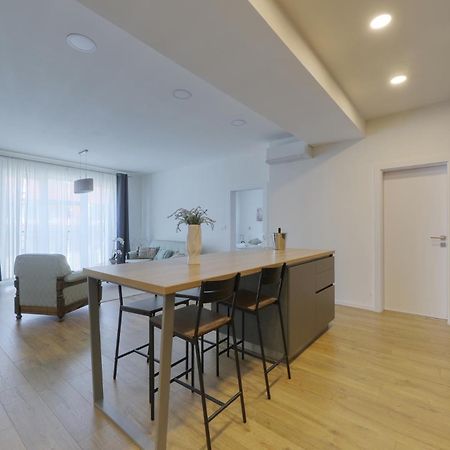 Shon Apartment Old Town บราติสลาวา ภายนอก รูปภาพ