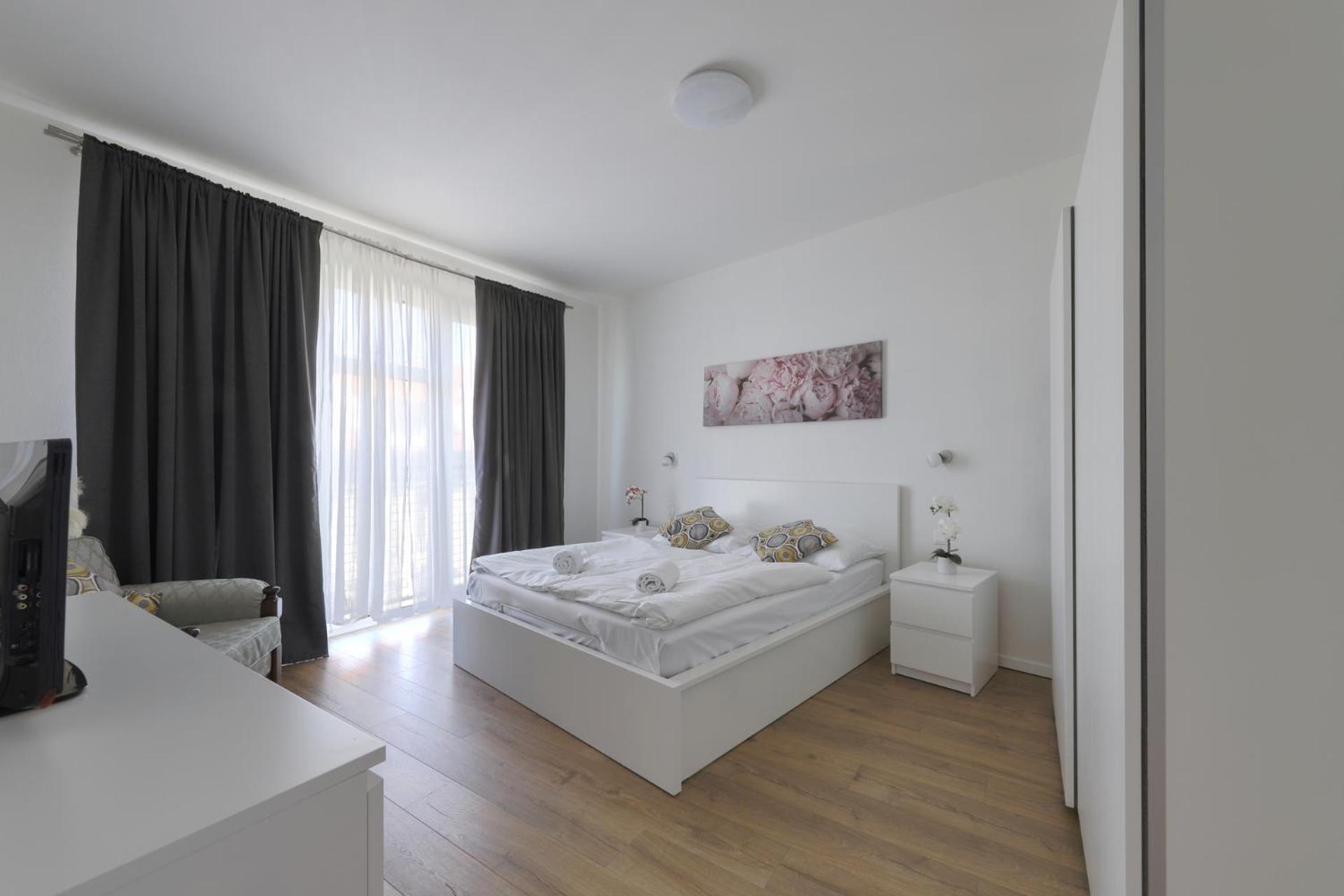 Shon Apartment Old Town บราติสลาวา ภายนอก รูปภาพ